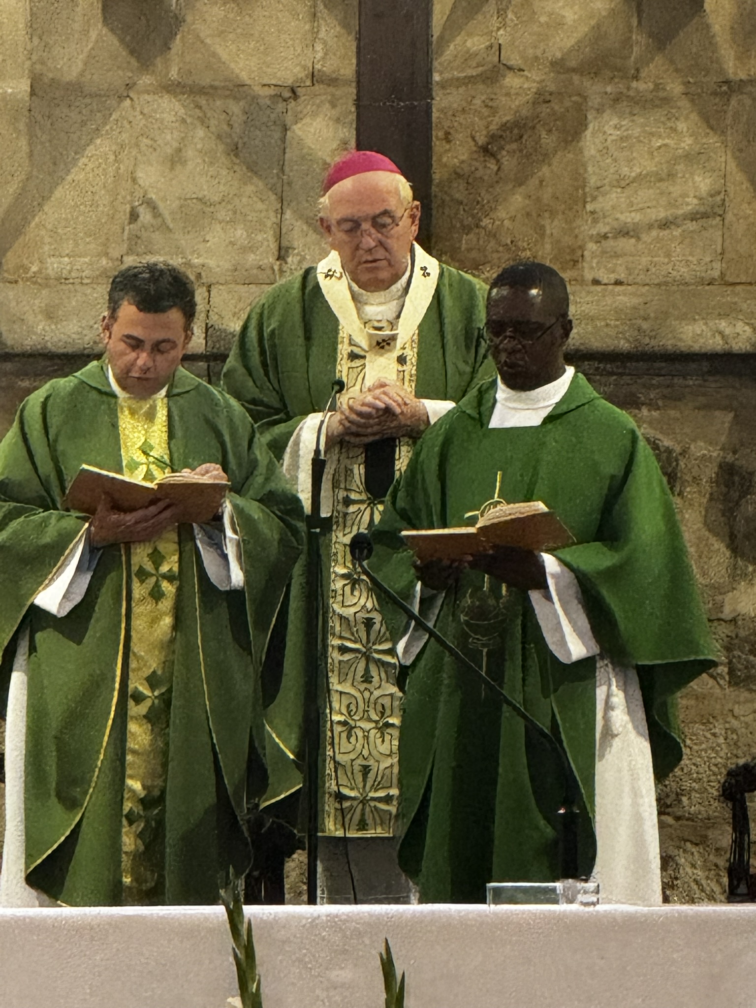 You are currently viewing Tomada de Posse do Párocos da Unidade Pastoral de Elvas